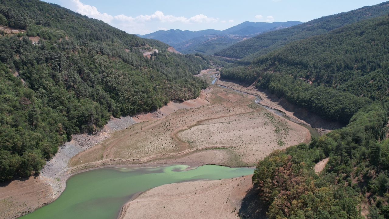 Baraj kurudu, kentin 35 günlük suyu kaldı! Başkandan vatandaşlara çağrı var