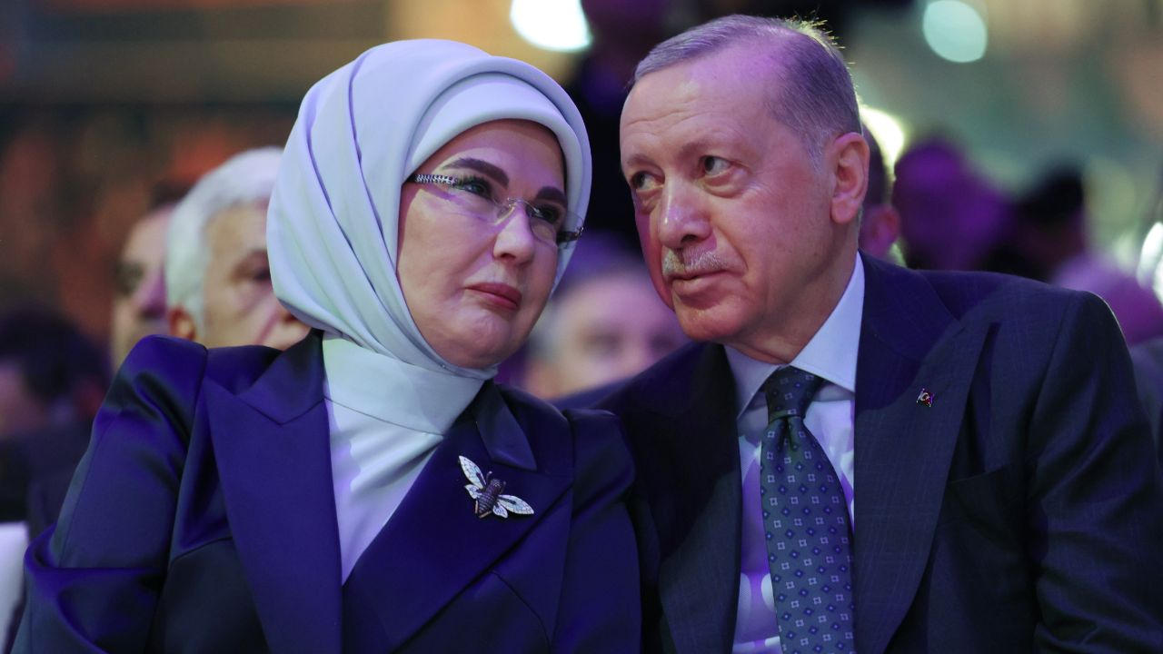Cumhurbaşkanı Erdoğan'ın ardından Emine Erdoğan da Next'te ilk paylaşımını yaptı