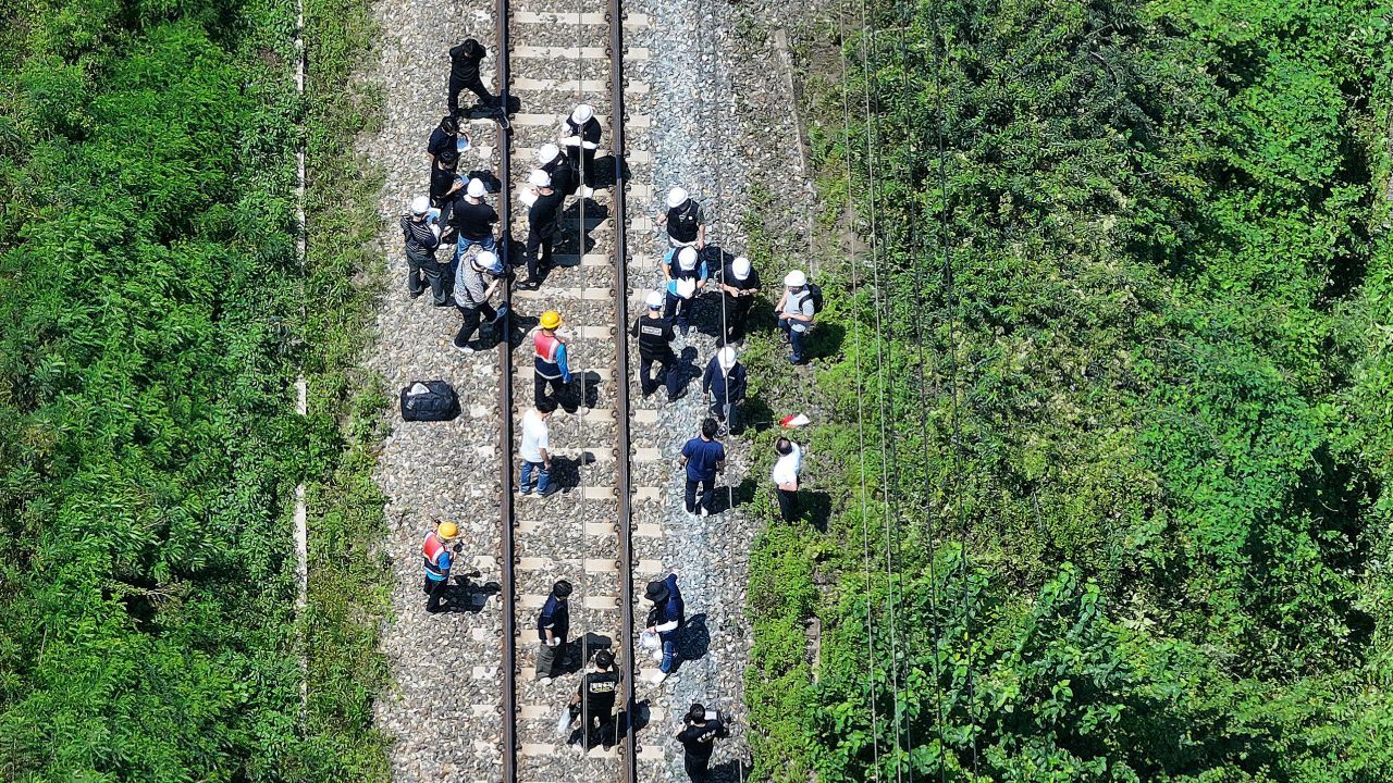 Güney Kore'de demiryolu faciası! Çok sayıda ölü ve yaralı var