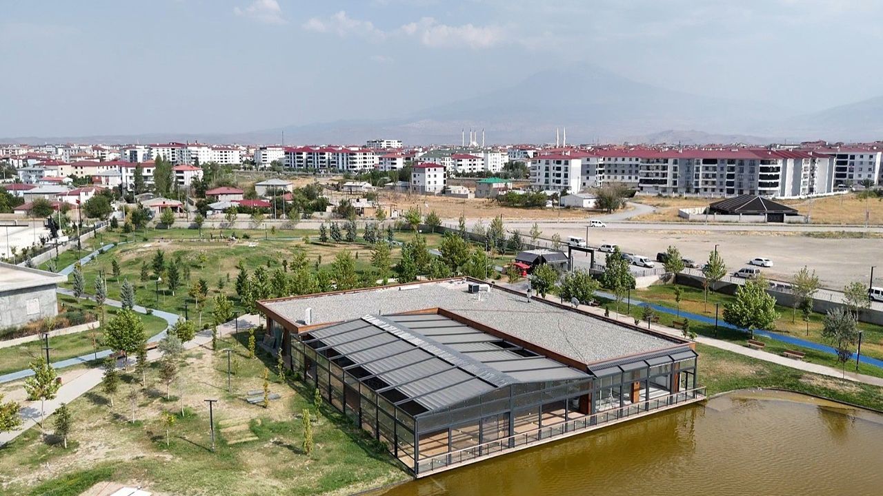 Iğdır'da skandallar zinciri! Millet bahçesini akrabalarına kiraya verdiler görseli