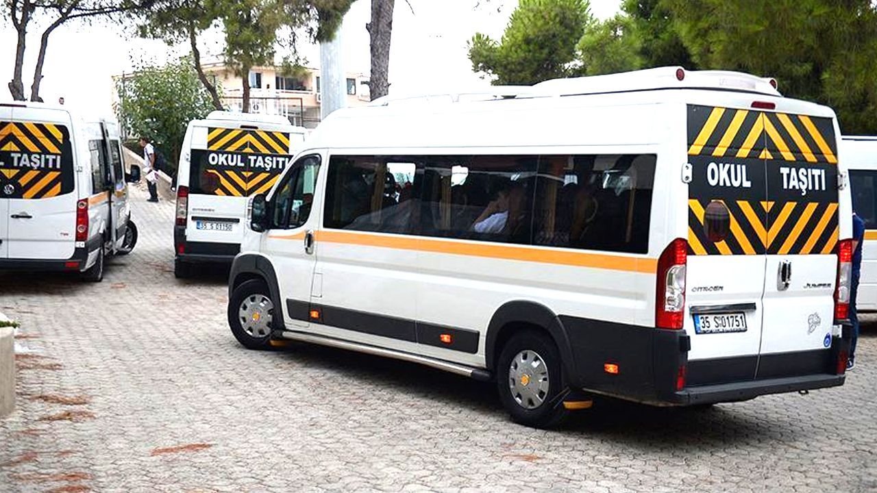 Karar resmen yürürlüğe girdi! Anne babalar dikkat... Okul servislerinde yeni düzenleme