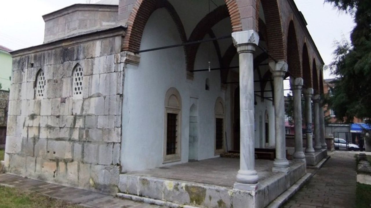 İki yıldır yapılıyordu... 530 yıllık Tacettin İbrahim Paşa Camisi