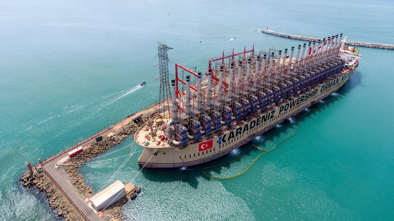 Irak karanlığa gömüldü, Türkiye devreye girdi! Yüzer santral yola çıkıyor