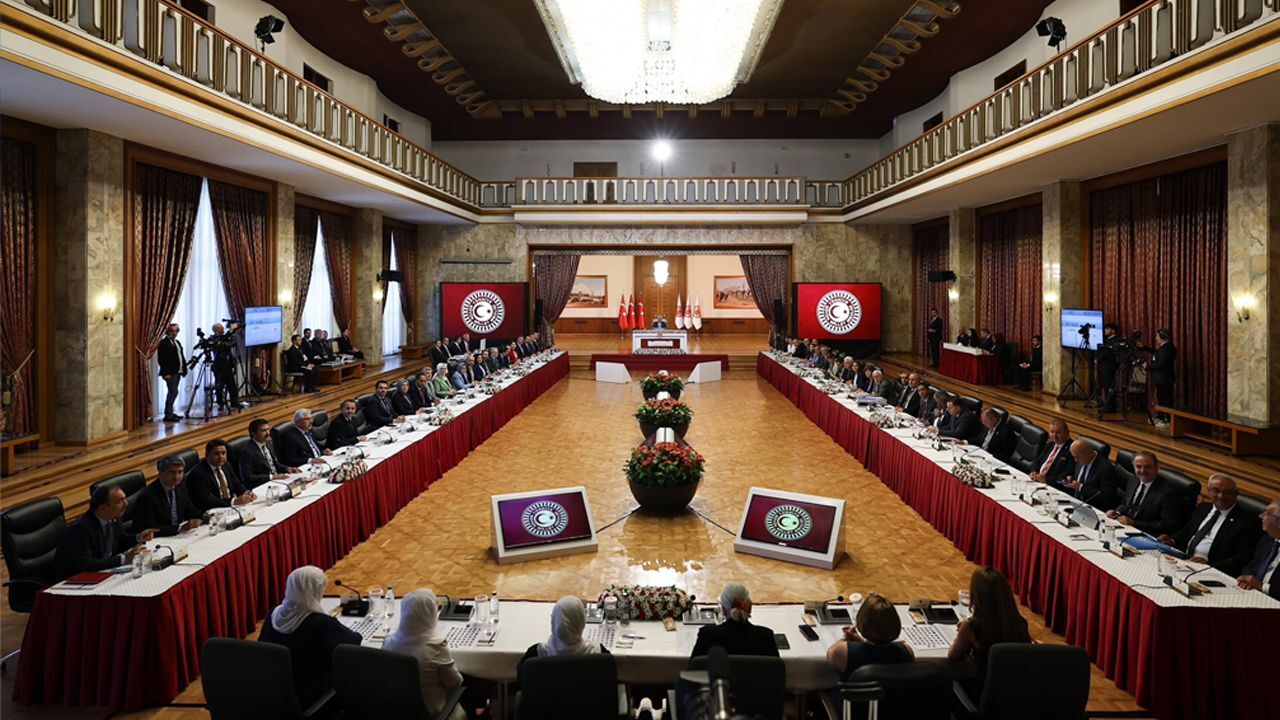 Milli Dayanışma, Kardeşlik ve Demokrasi Komisyonu, eski Meclis başkanlarını dinleyecek