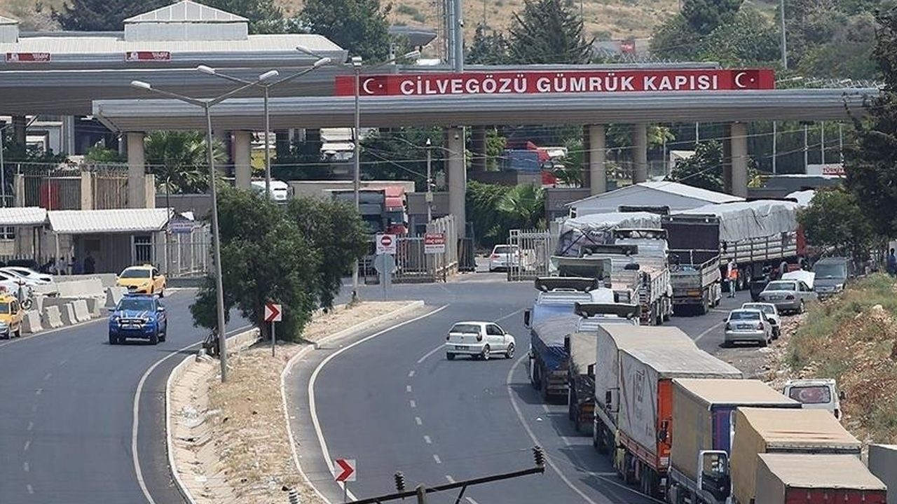 Suriye'ye pasaportla mı gidiliyor? Yeni dönem başladı, bakanlıktan açıklama var