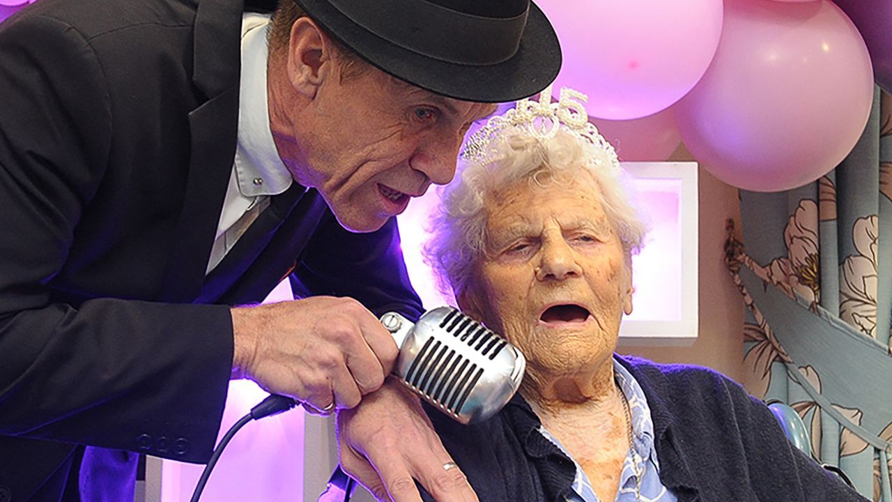 Dünyanın en yaşlı insanı 116 yaşında! 