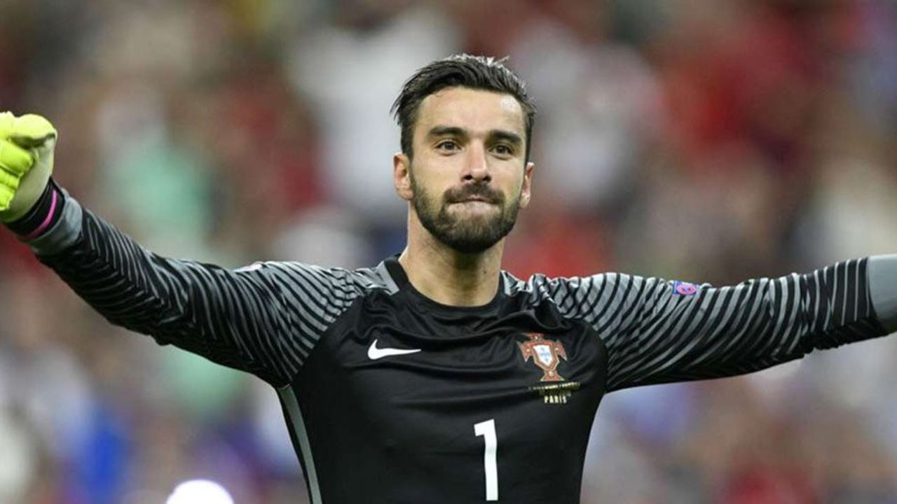 Porto tok satıcı! Diogo Costa el yakıyor