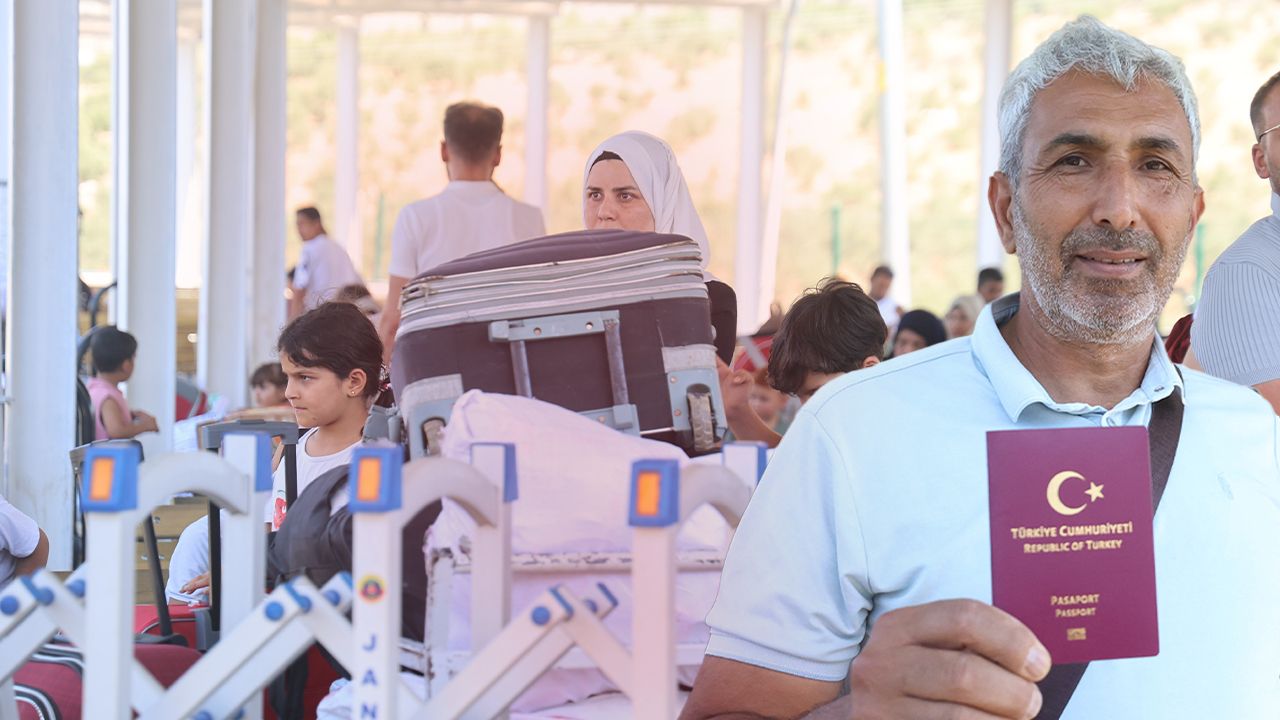 Suriye'ye pasaportla geçiş dönemi başladı! Türkler sınır kapısında