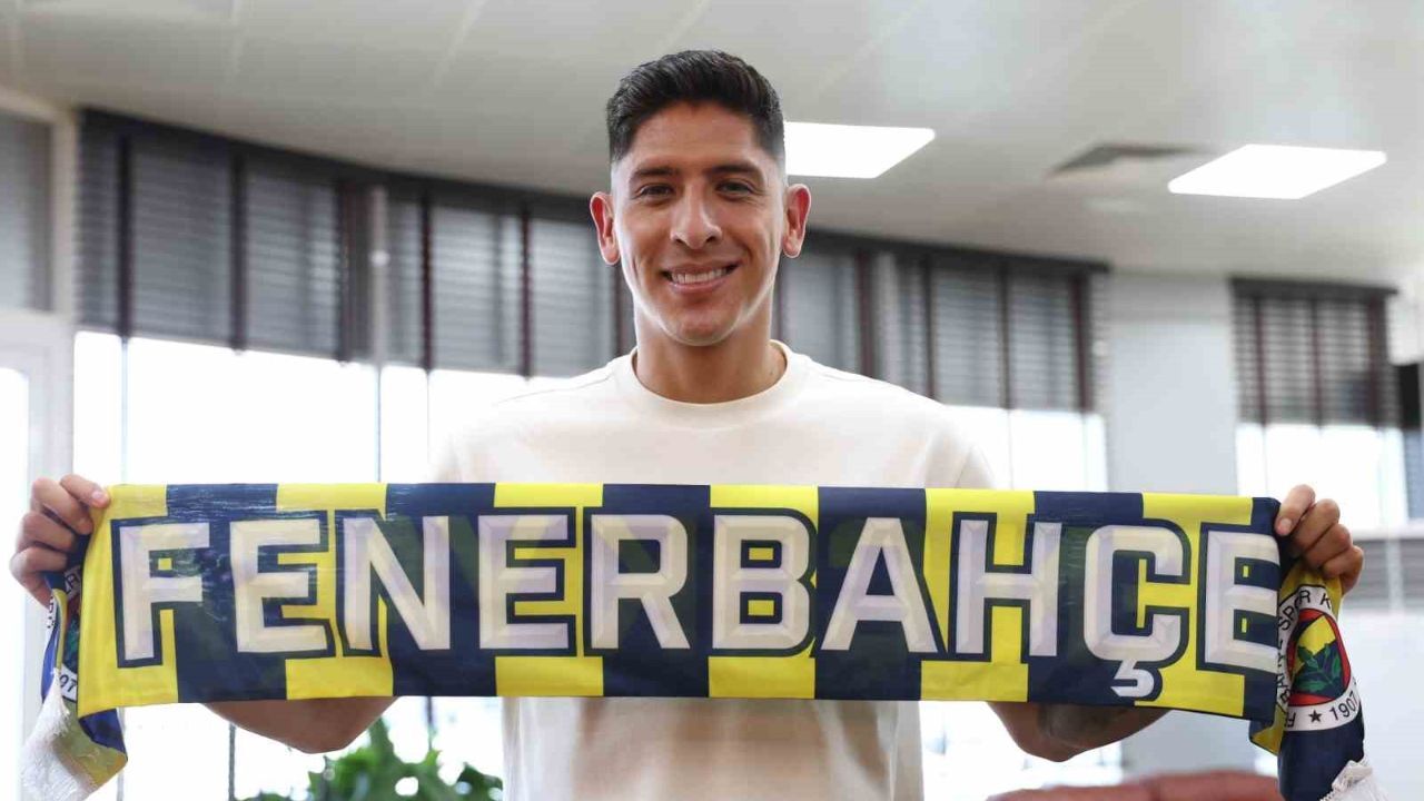 Edson Alvarez Fenerbahçe'ye maliyeti ne kadar? İstatistikleri ve kadro değeri araştırılıyor