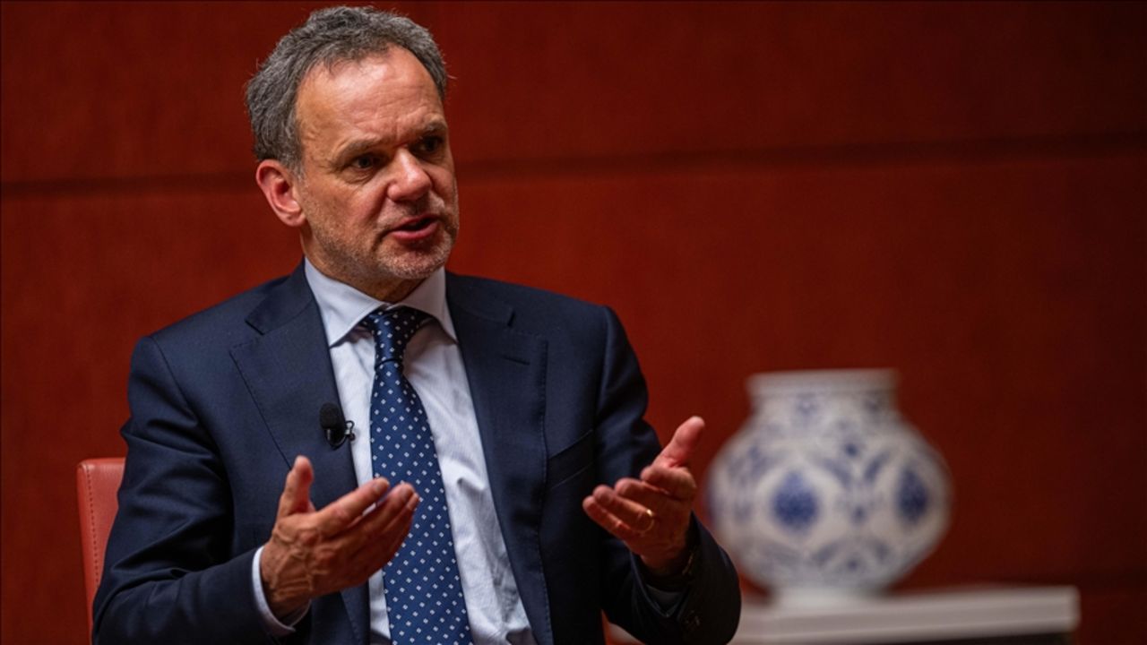 Hollanda hükümetinde 