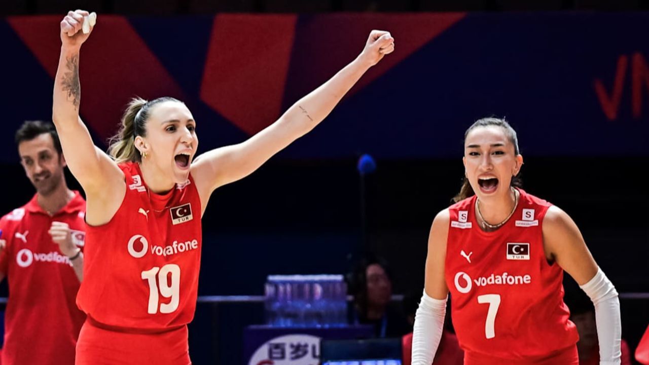 Türkiye voleybol maçı ne zaman, hangi kanalda? Filenin Sultanları Türkiye - İspanya voleybol maçı şifresiz yayınlanacak!