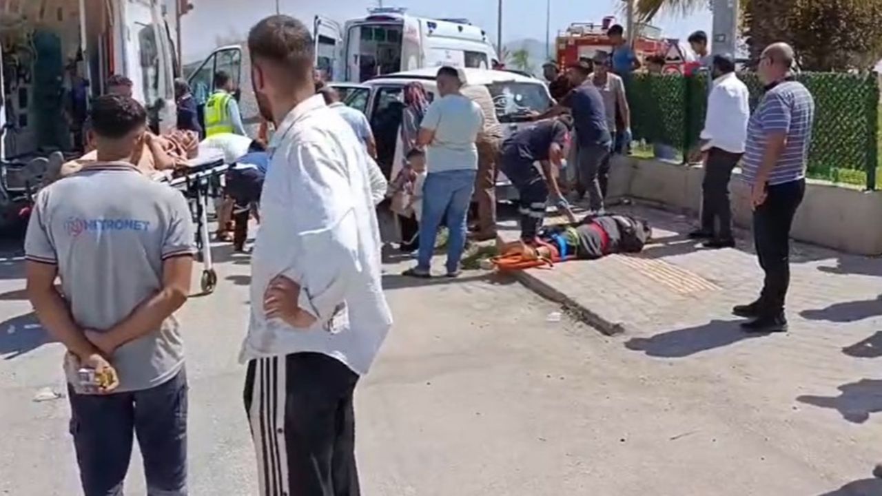 Düğün yolu ölüme götürdü! Feci kazada çok sayıda ölü ve yaralı var 