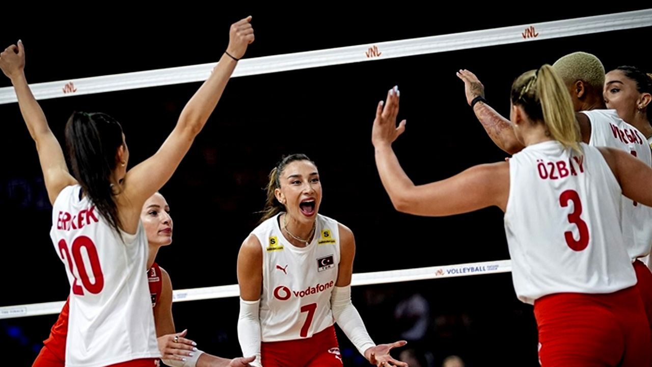 Türkiye-Bulgaristan milli voleybol maçı saat kaçta ve hangi kanalda? Filenin Sultanları hazır...