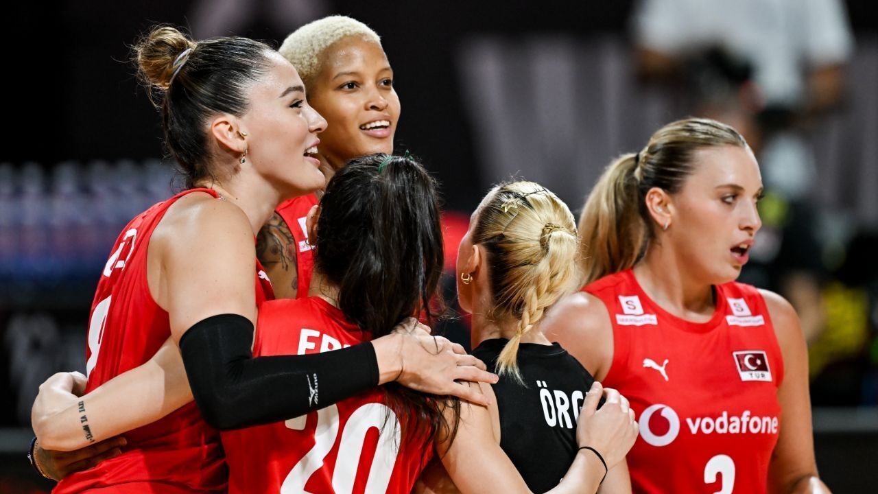 Türkiye Bulgaristan voleybol maçı nereden izlenir? Filenin Sultanları maçı yayın bilgileri!