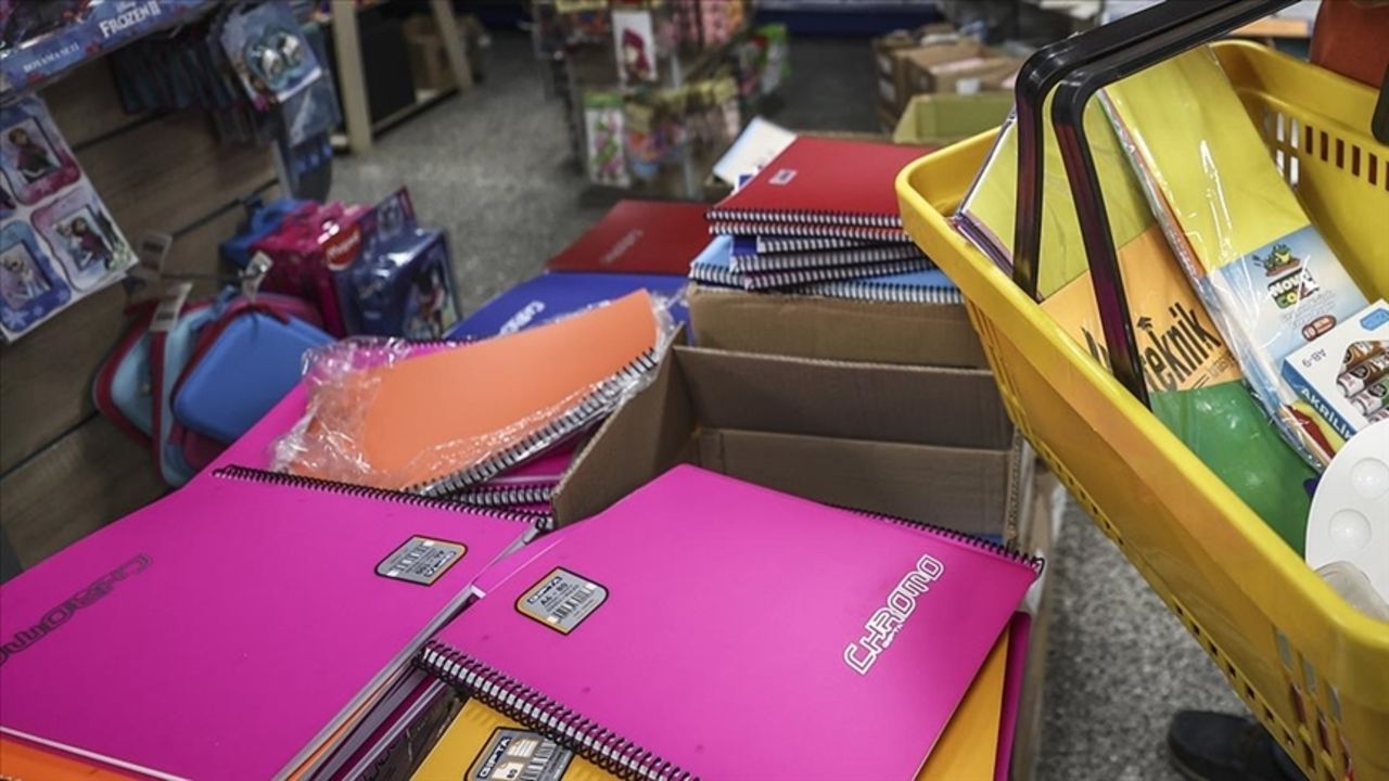 İlkokul 1. Sınıflar için ihtiyaç listesi ne, kitaplar ücretli mi? İşte alınması gerekenler...