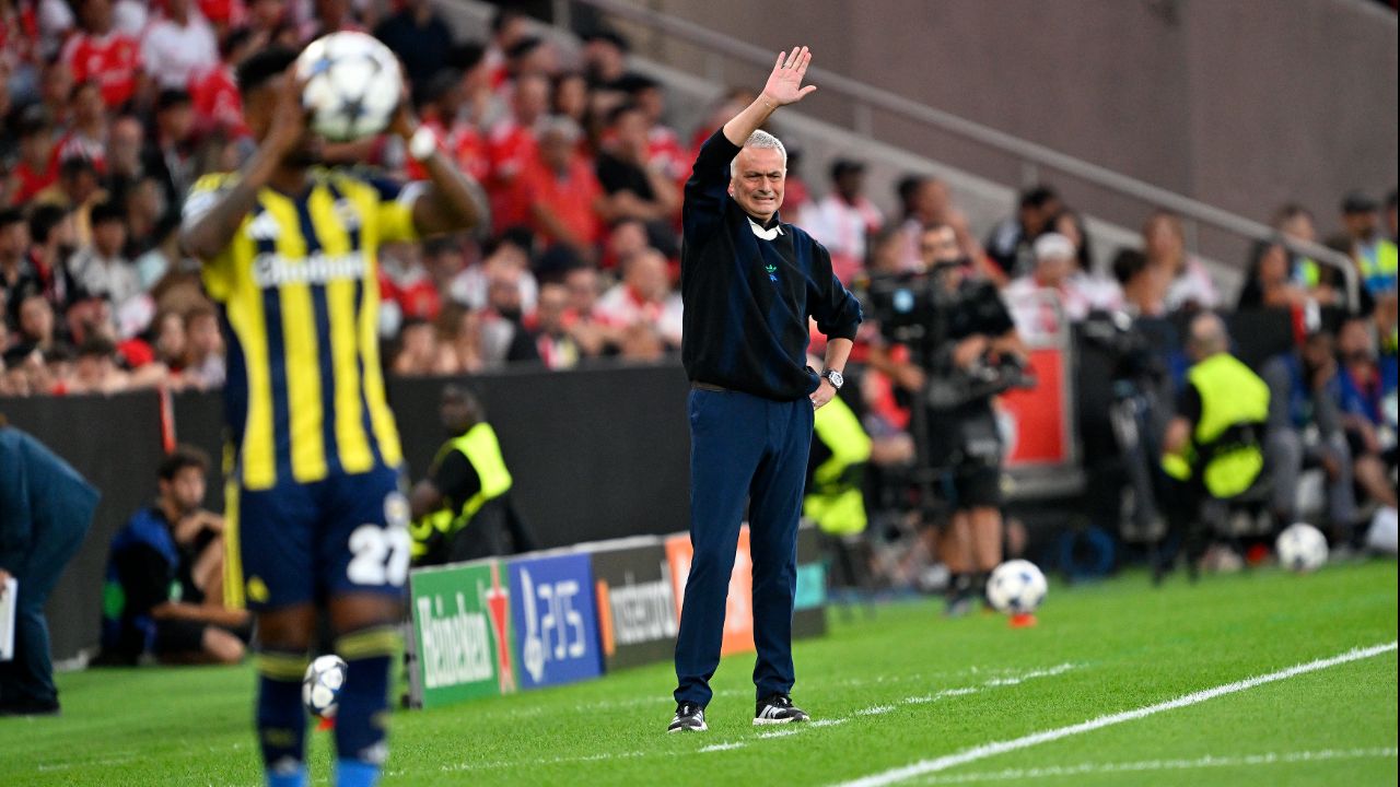 Mourinho Benfica mağlubiyetini bu sözlerle savundu: "Bizden daha iyi bir takıma elendik"
