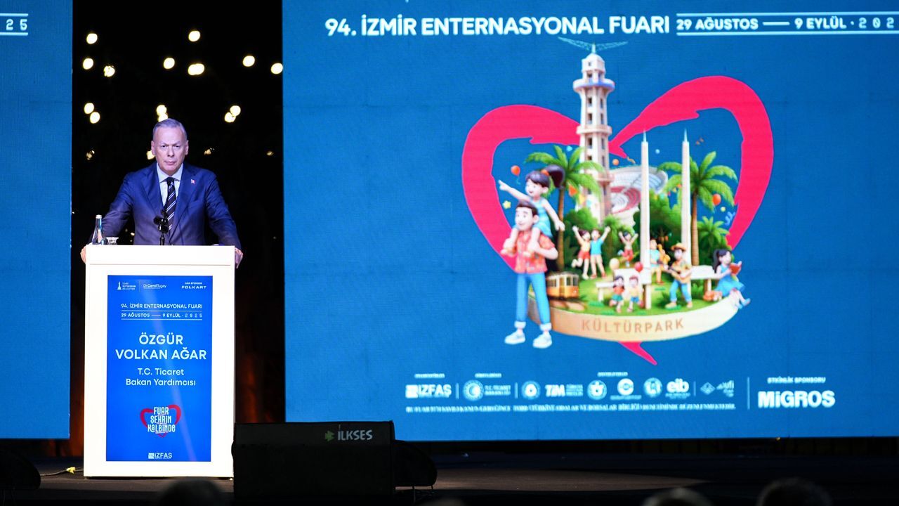 94 yıllık gelenek devam ediyor: İzmir Enternasyonal Fuarı kapılarını açtı görseli