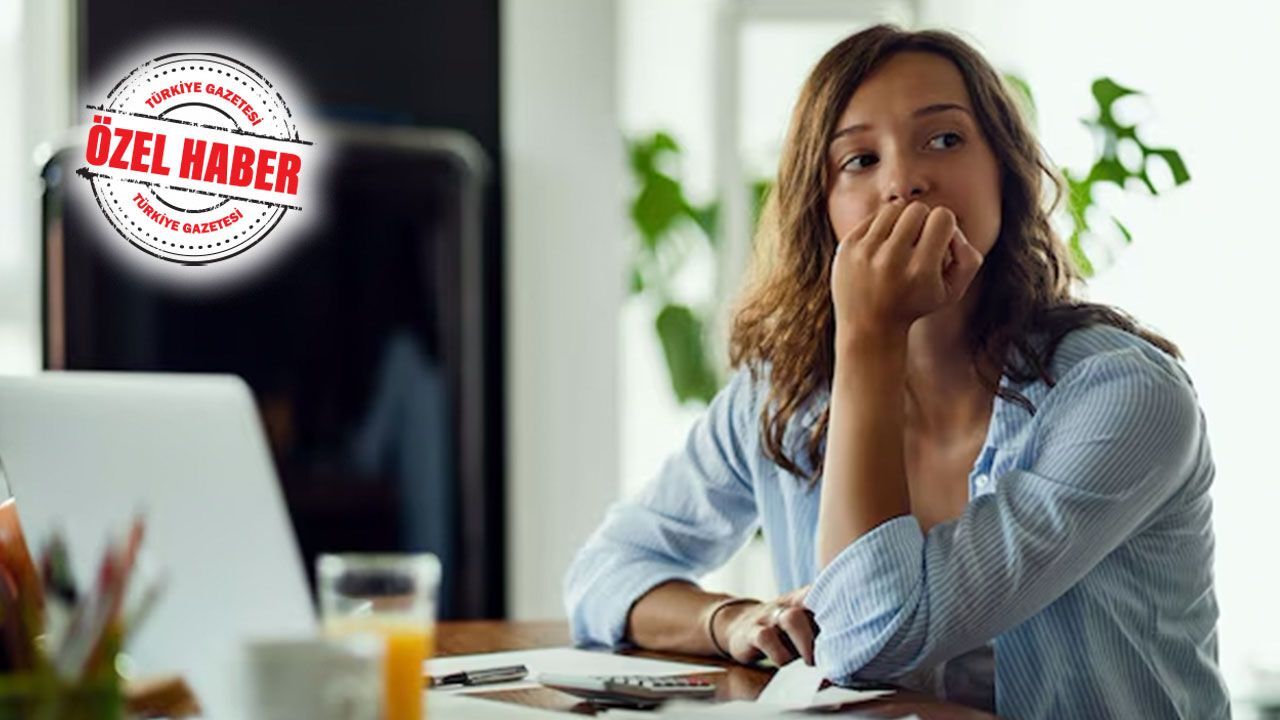 Kadın için iş hayatı çok zor! İş arama platformları taciz sahasına döndü görseli