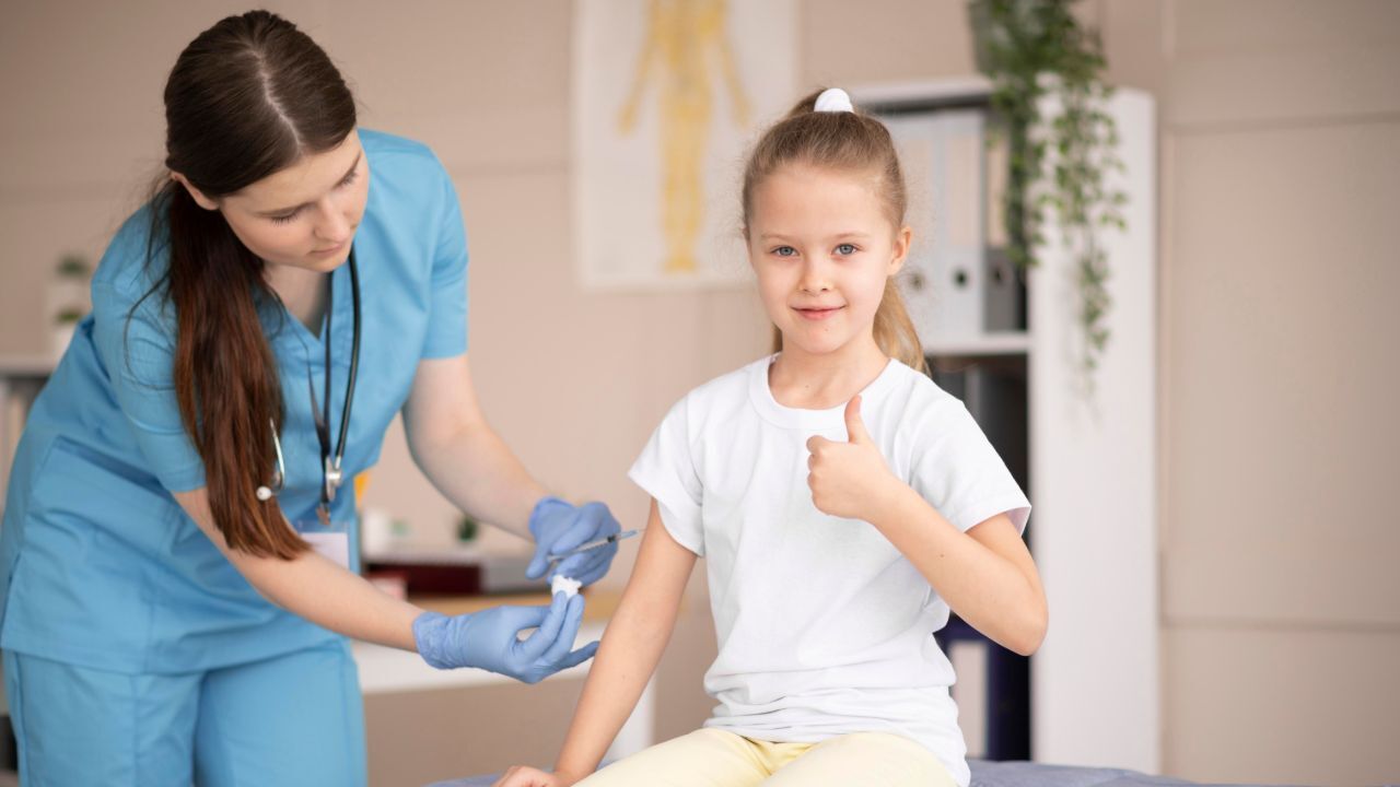 Sağlık kontrolleri eğitim başarısını doğrudan etkiliyor! Eksik aşı bırakmayın