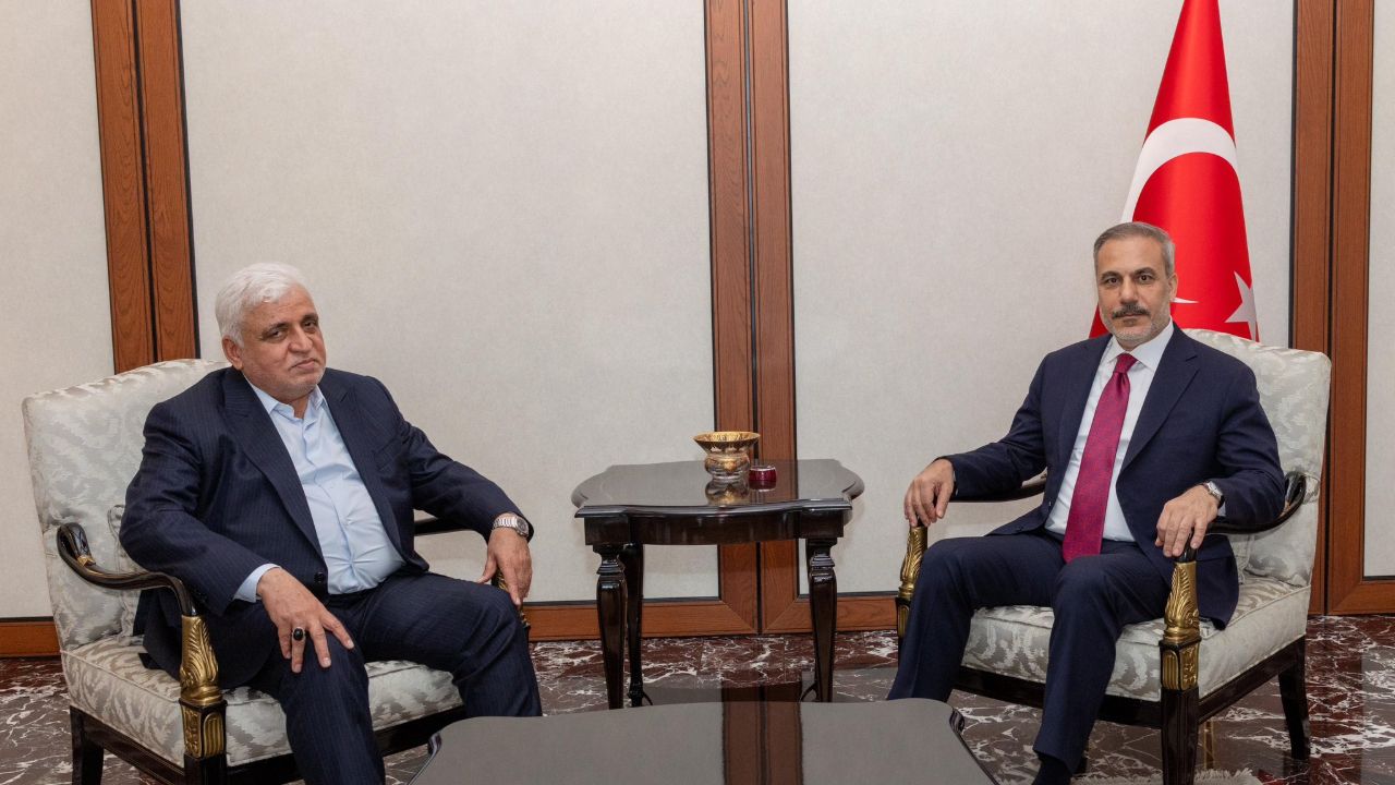 Bakan Fidan, Haşdi Şabi Komisyonu Başkanı Feyyad ile görüştü