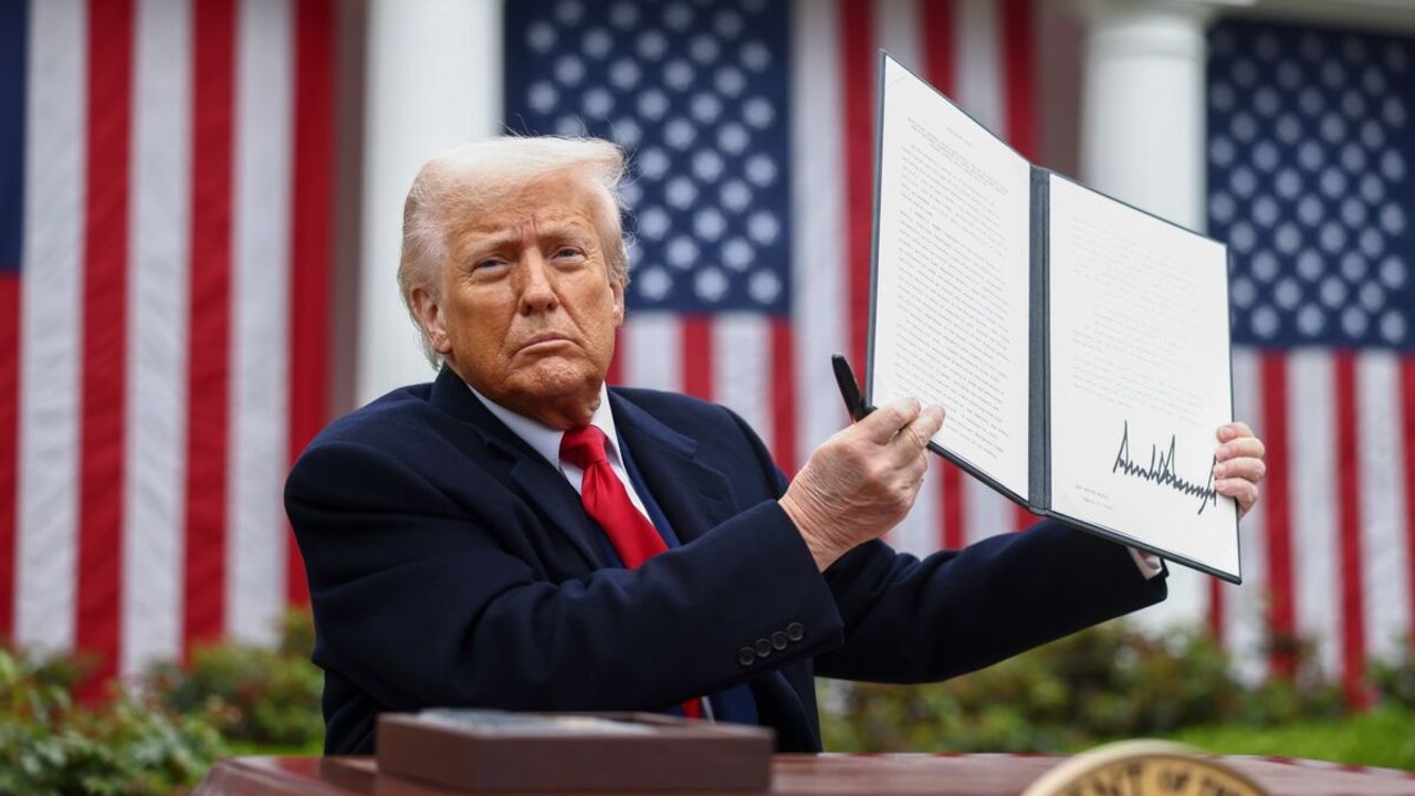 Trump'ın tarifeleri 'yetkiyi aştı', yasa dışı sayıldı! Federal mahkemeden ekonomi hamlesine 'dur'!