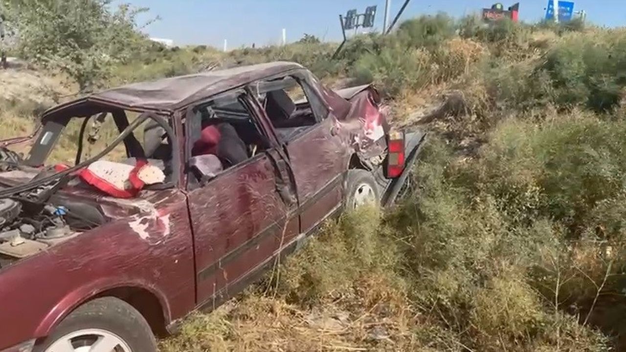 Konya'da trafik kazası: Yoldan çıkan otomobildeki 7 kişi yaralandı