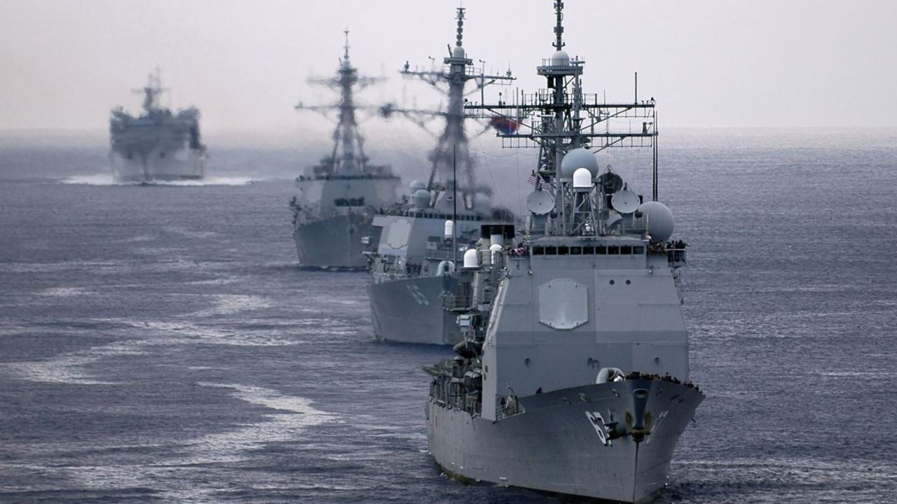 Savaş gemileri kapıda! Venezuela sert çıktı: Topraklarımızdan uçak durun