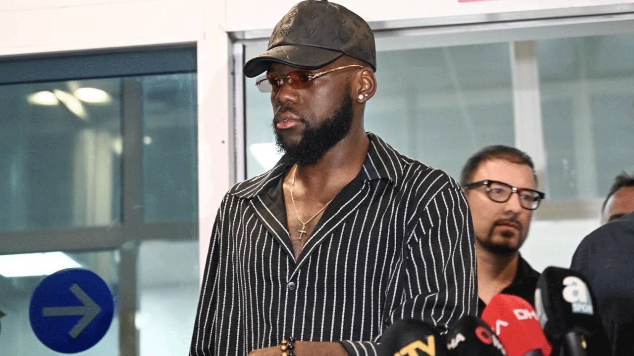 Beşiktaş'ta ayrılık resmiyete kavuştu: İtalya'nın yolunu tuttu