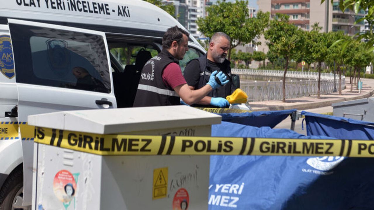 Çöp kutusunda ölü bulunan bebeğin annesi yakalandı! Öldürdükten sonra alışverişe gitmiş