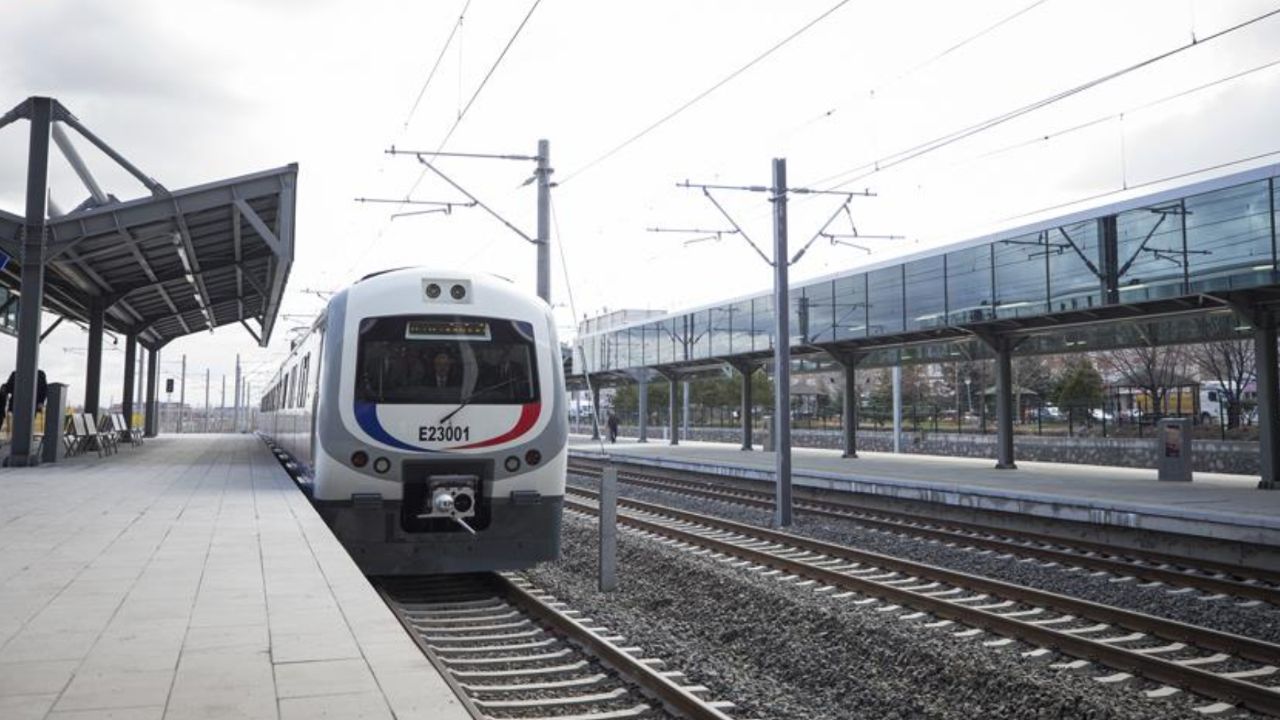 İZBAN'da 90 dakika kalktı mı?