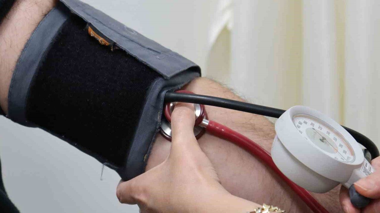 Hipertansiyon, kalp krizi ve felçte en büyük tehlike! Riskleri azaltmanın yolları…