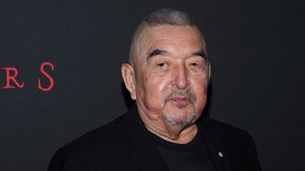 Hollywood bilgesi hayatını kaybetti! Graham Green 73 yaşındaydı