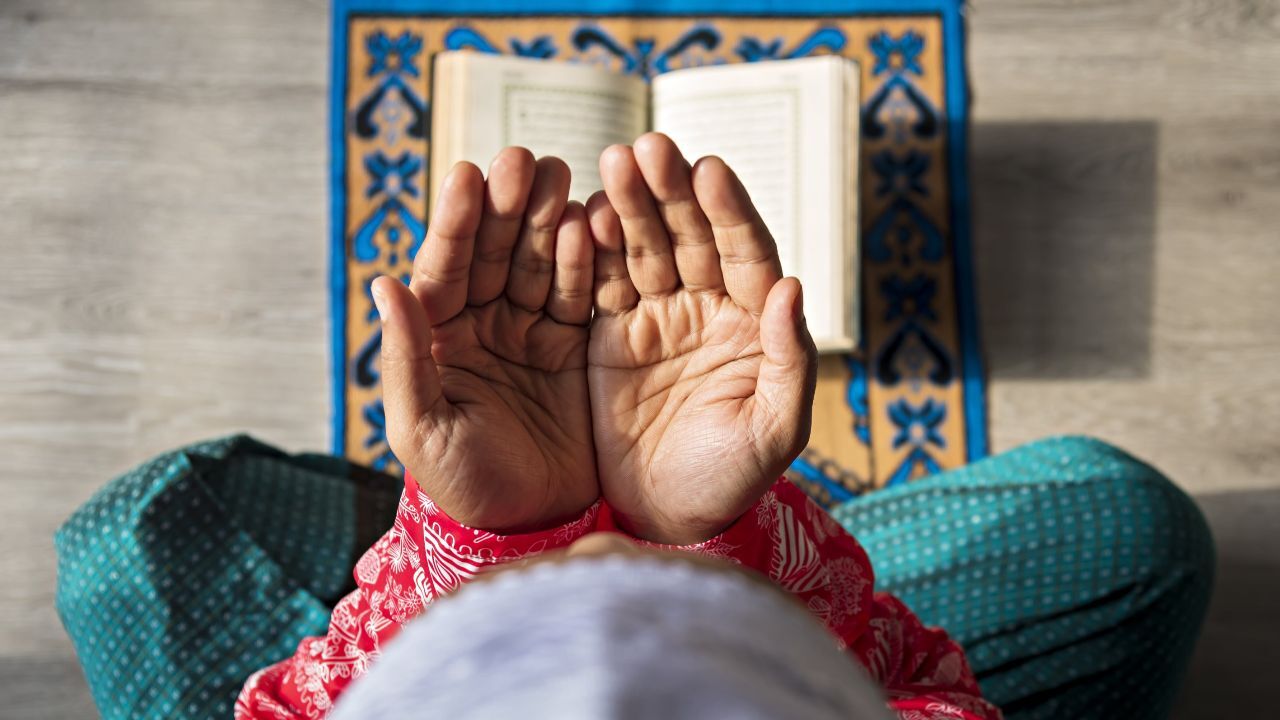 Mevlid kandili 3 ayların başlangıcı mı? Mevlid kandili ve 3 ayların faziletleri