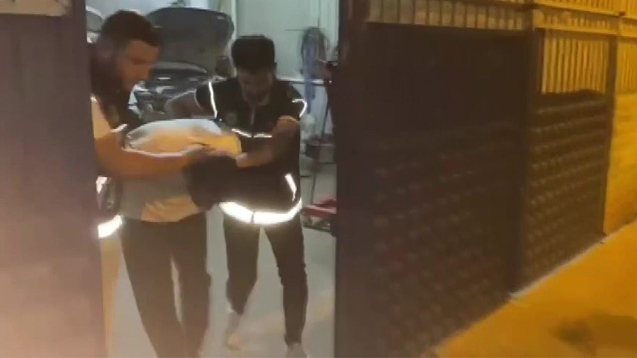 Dükkanında yüklü miktarda uyuşturucu bulundu! Kendisini "Saflığımı kullandılar" diyerek savundu