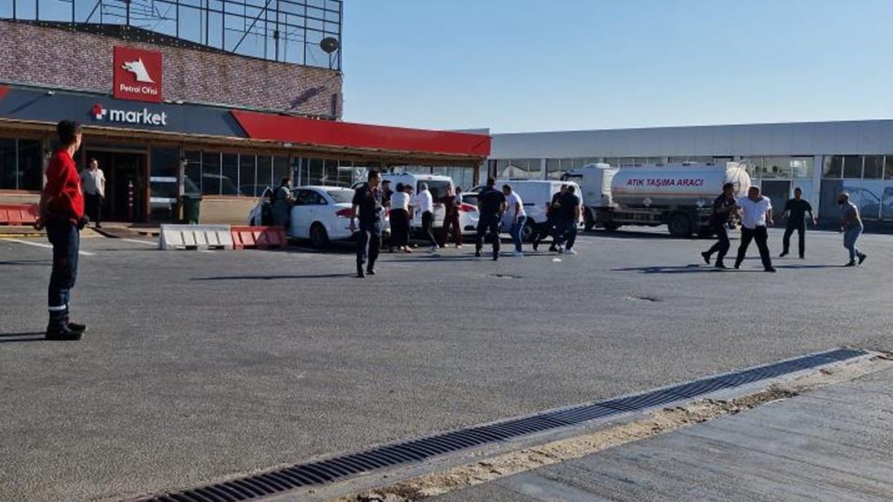 Edirne'de bir garip olay: Omuz atma tartışmasıyla başladı, iki aile birbirine girdi!