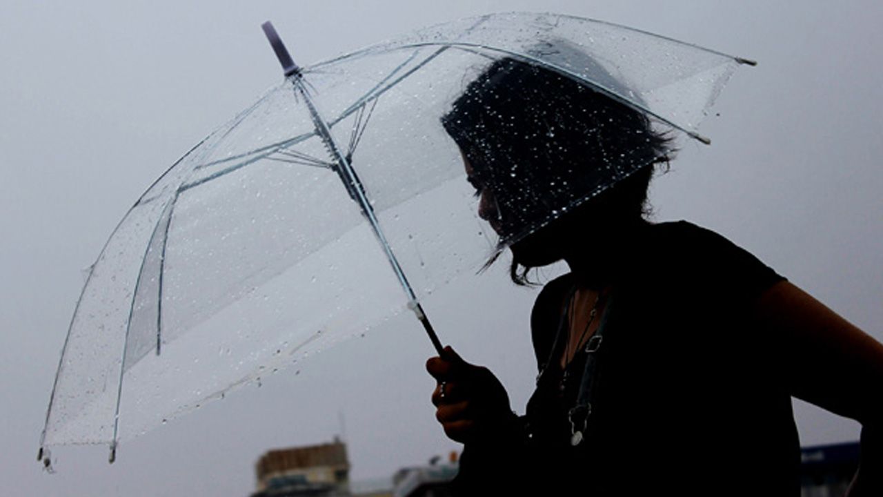 Meteoroloji'den sağanak, fırtına ve toz taşınımı uyarısı! İl il açıkladı görseli