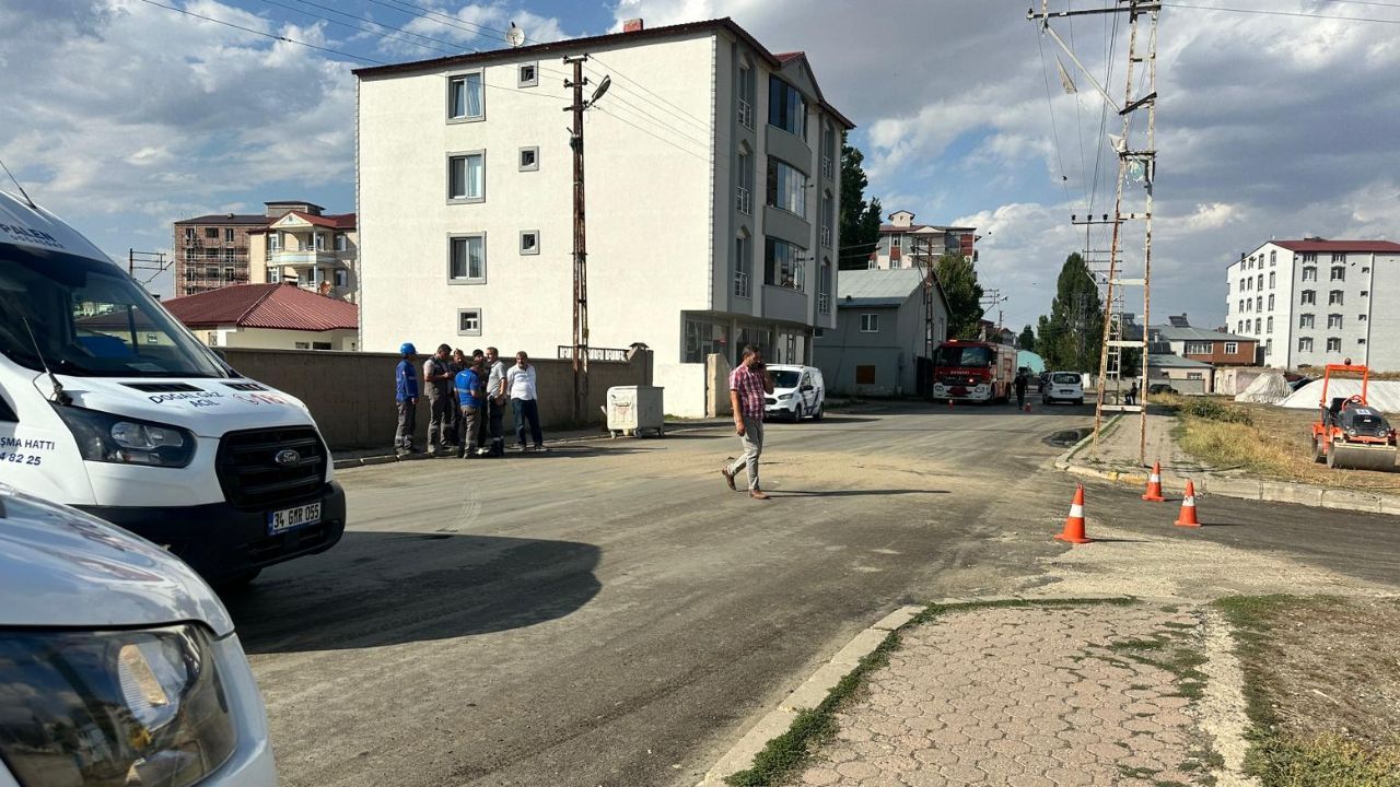 Gaz sızıntısı şüphesi mahalleyi ayağa kaldırdı! Herkes tahliye edildi