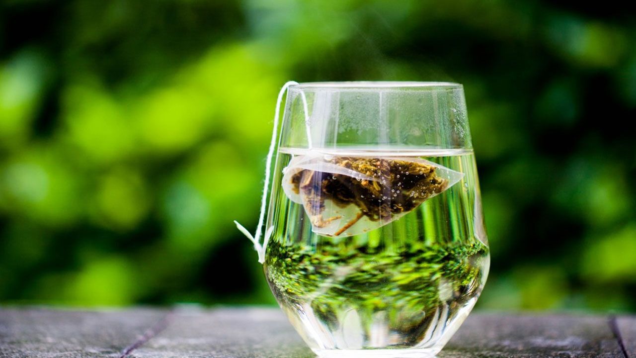 Alzheimer’a karşı doğal kalkan! Riski azaltıyor, beyni koruyor