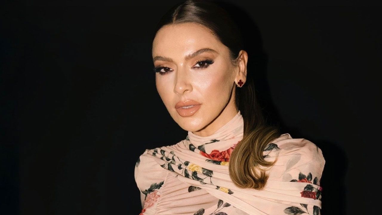 Hadise’den sürpriz karar! Kötü bir evlilik geçirdi, şimdi annelik yolunda