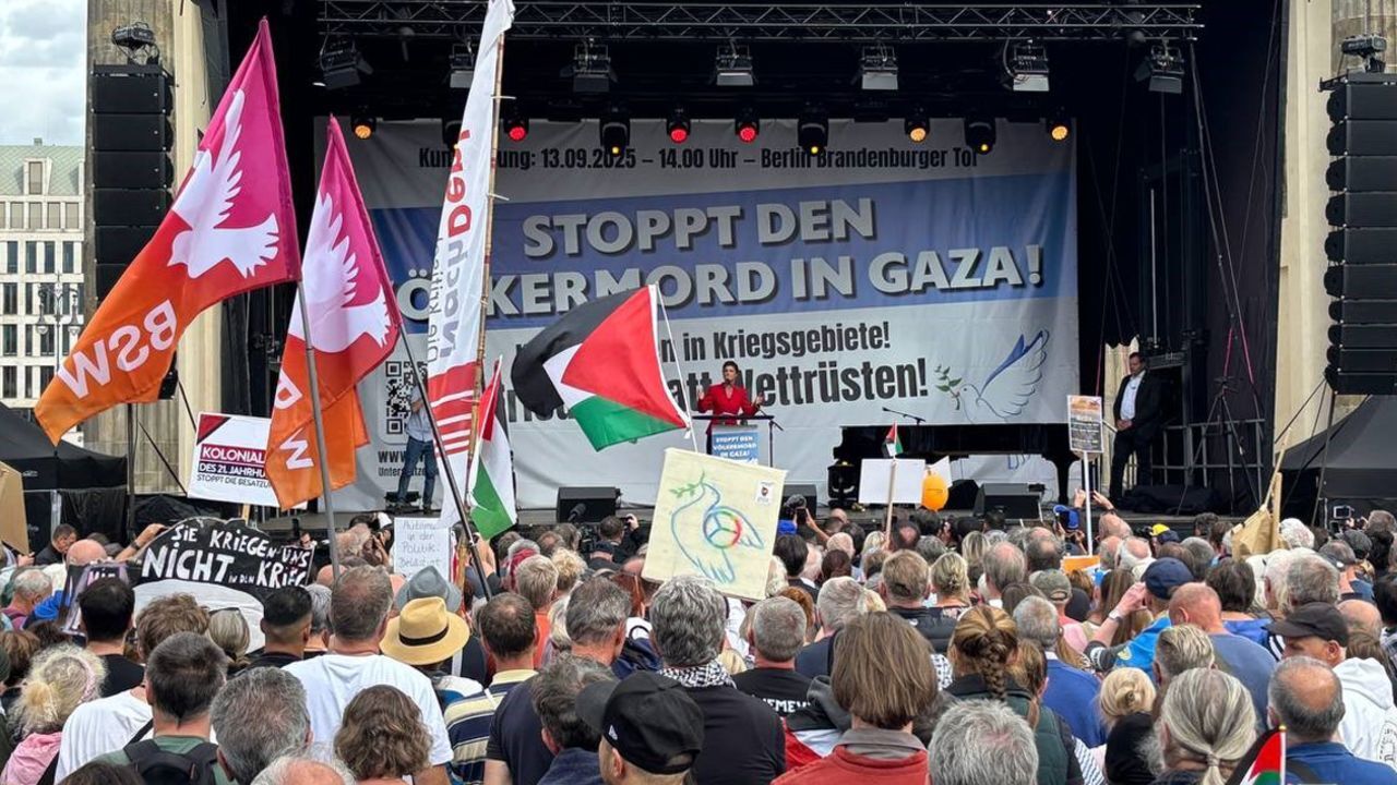 Berlin sokaklarında Gazze protestosu: ‘Soykırımı durdurun’