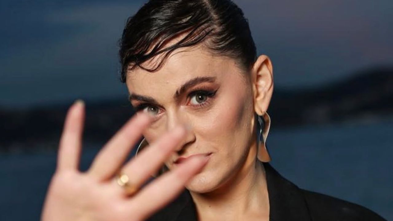 Kızılcık Şerbeti senaristi Merve Göntem kimdir? Dizinin yayından kaldırılacağı iddiaları ile gündeme geldi!