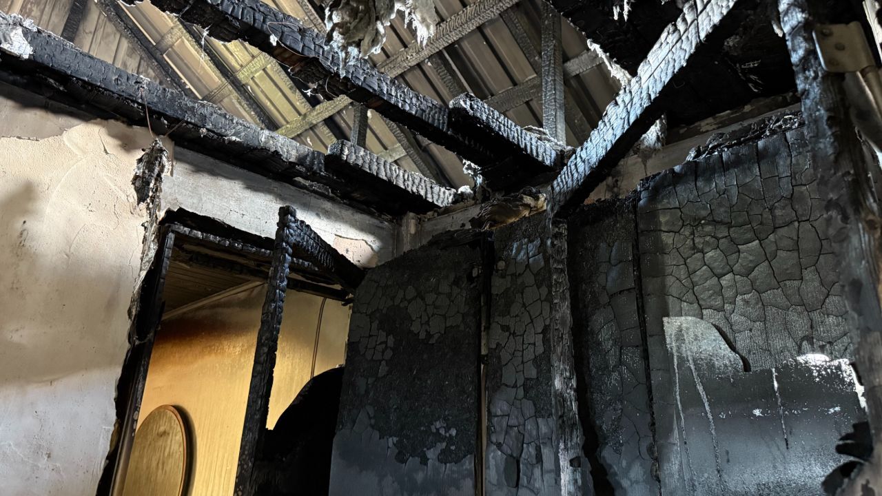 Kimisi define diyor, kimisi üç harfli! Aynı evde sebebi bilinmeyen 6