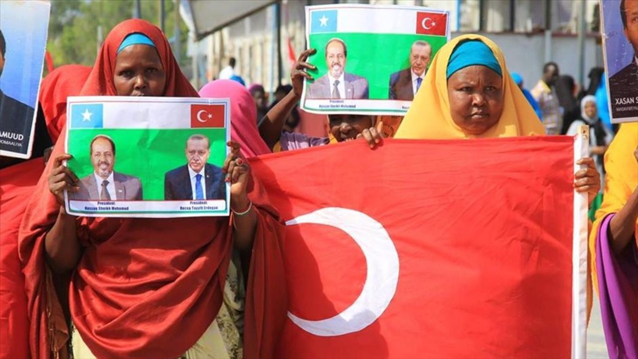 Somali Savunma Bakanı itiraf etti: Türkiye güvenliğimizin temeli!