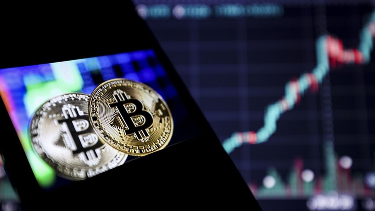 Bitcoin 1 ayın zirvesinde!