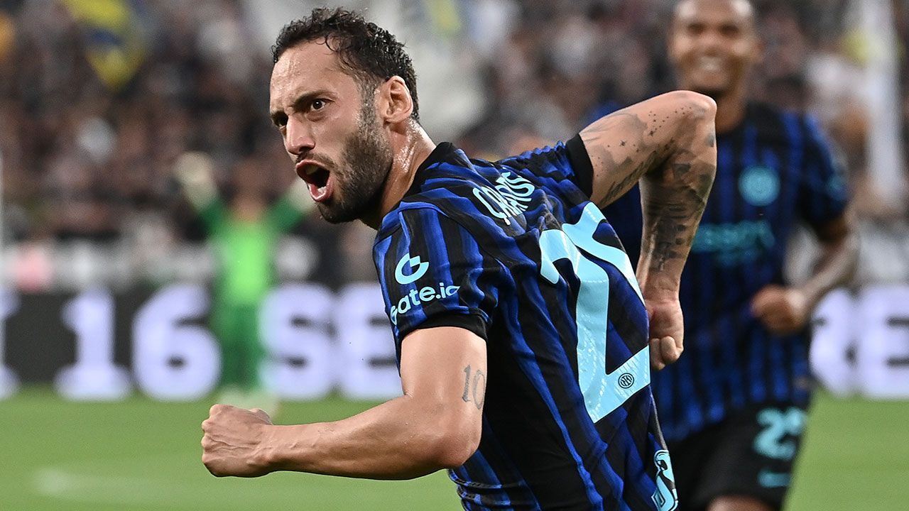 Hakan Çalhanoğlu şov yaptı, Inter 3 puanla başladı
