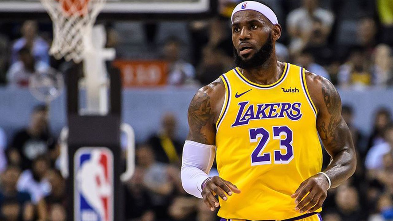 Rekora doymuyor! LeBron James