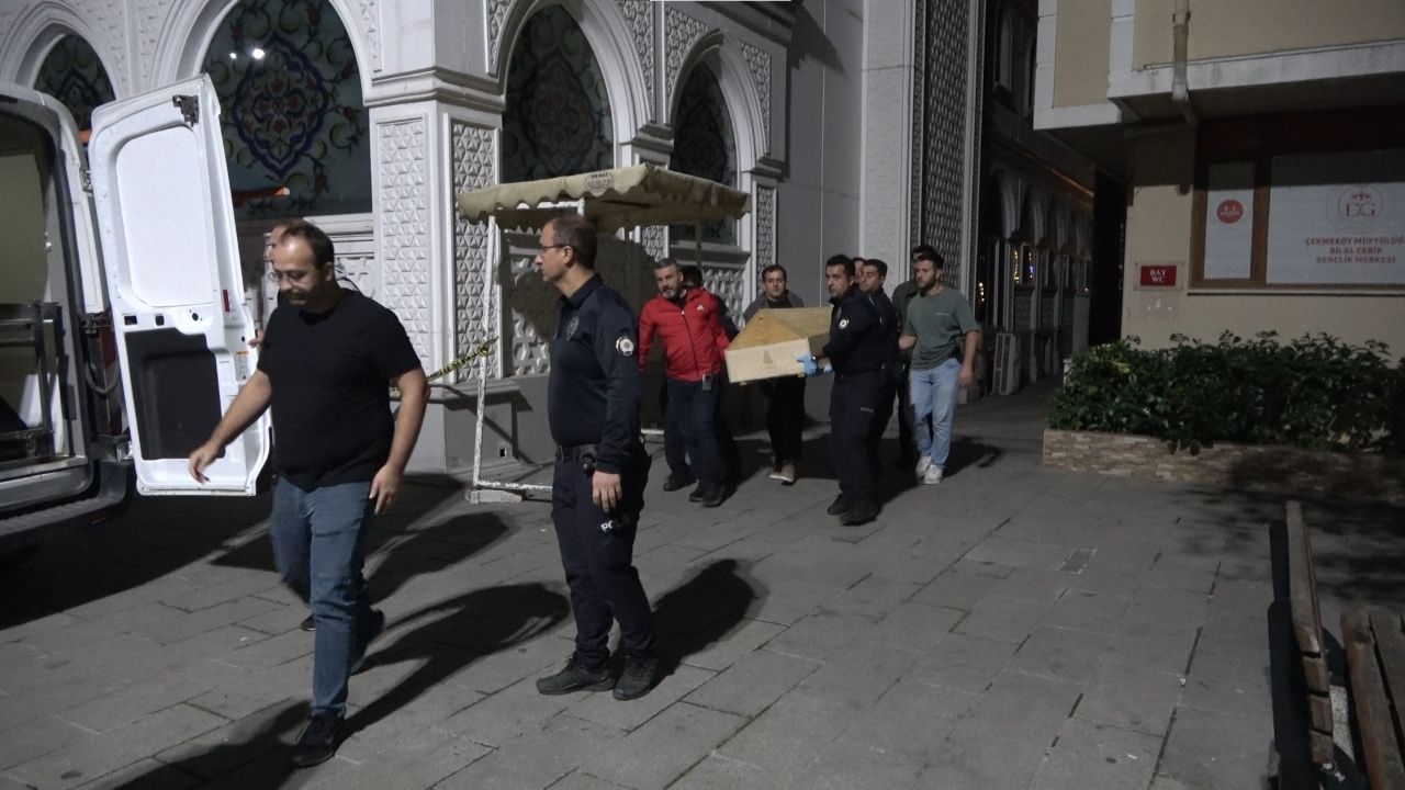 Cami tuvaletinde korkunç olay! Genç adamın cansız bedeni bulundu