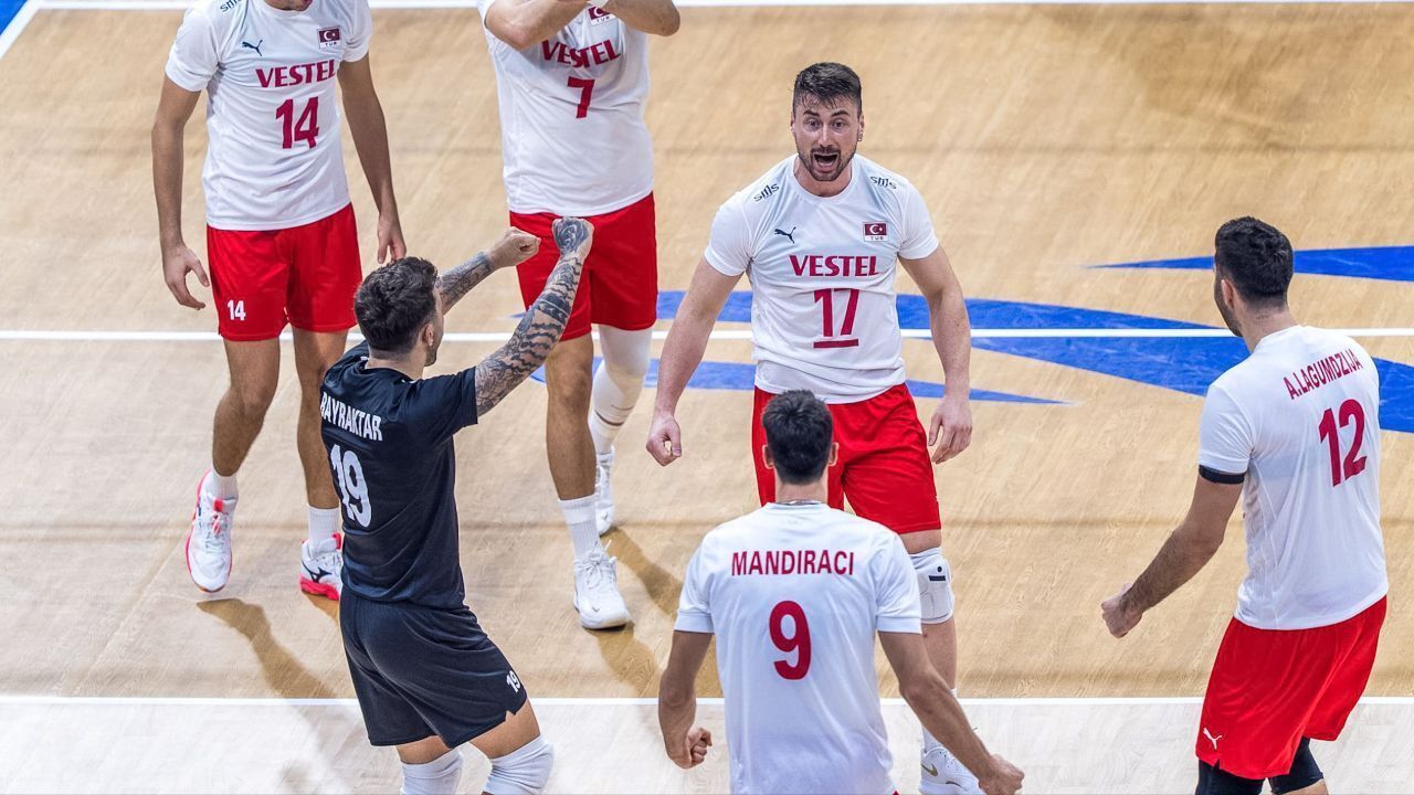 Filenin Efeleri çeyrek finale yükseldi mi? İşte Türkiye-Hollanda voleybol maçı sonucu!