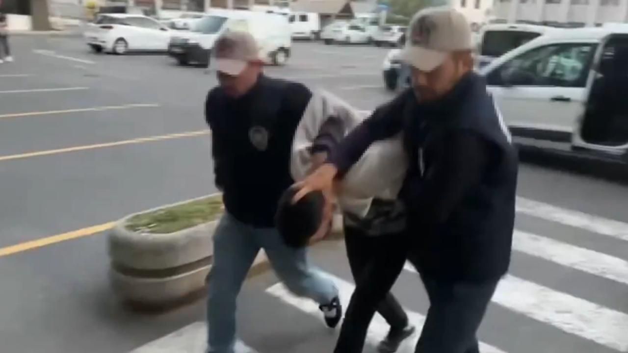 Kız öğrenci yurdu skandalında 4 gözaltı! Eşyalar yağmalanıp, taciz mesajları yazılmıştı