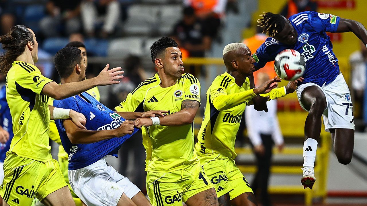 Fenerbahçe, 10 kişilik Kasımpaşa